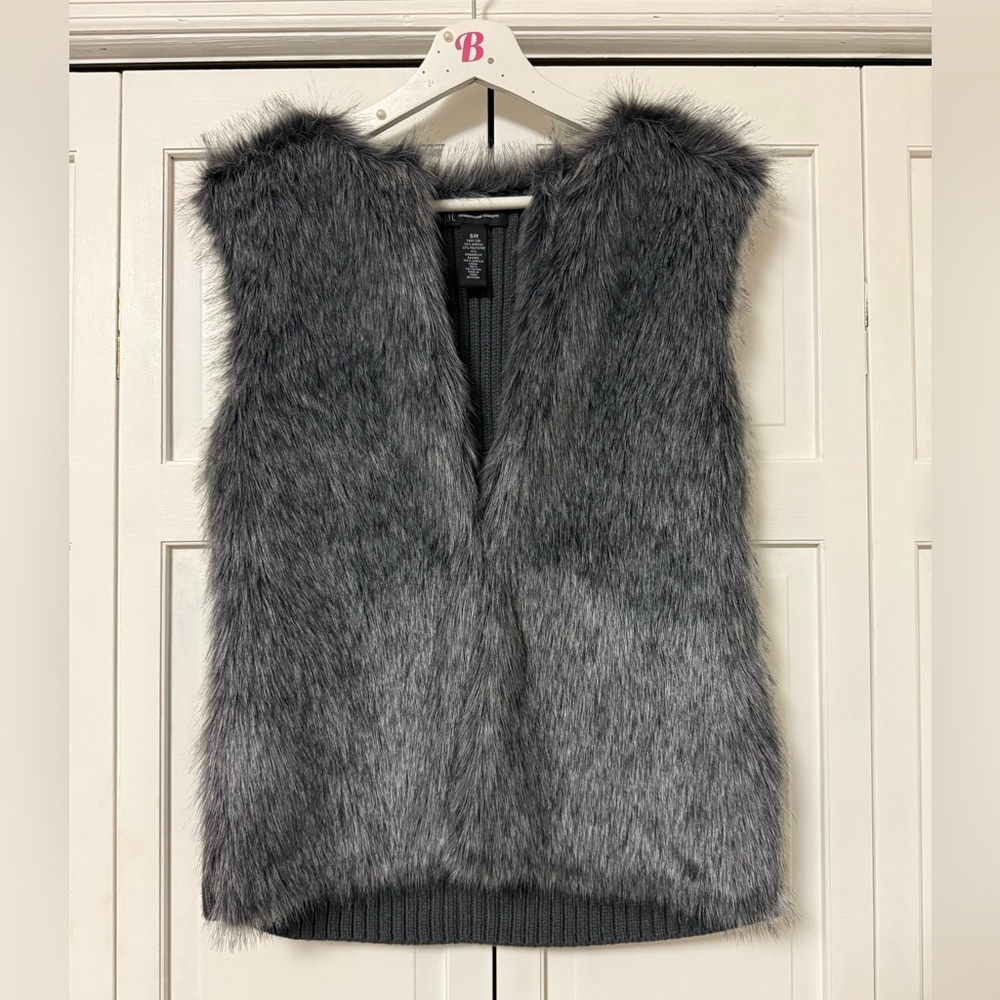 INC International Concepts Charcoal Gray Faux Fur Vest Open Front Festival Y2K